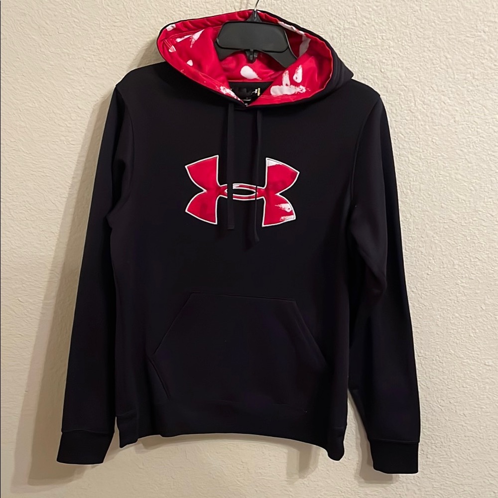 Under Armour Hoodie. Excellent condition